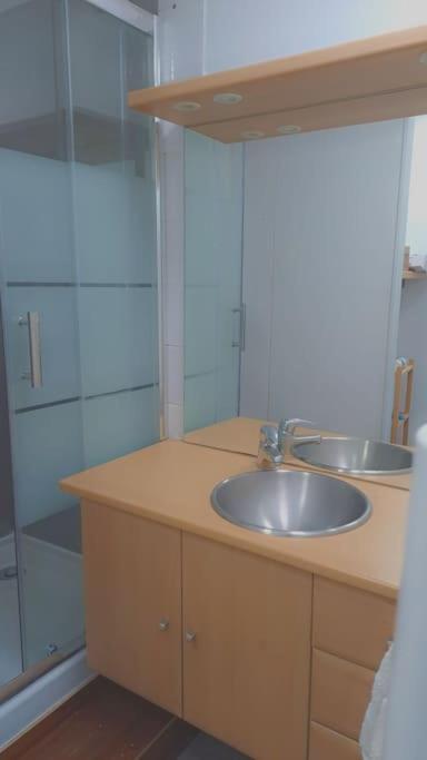 Charmante Petite Maison A 2 Pas De La Maison 6 *